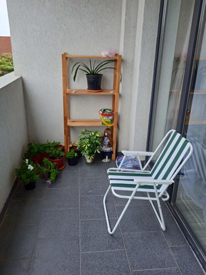 Deluxe 2 Bedroom Apartment With Balcony And Private Parking Bragadiru Екстер'єр фото